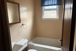 3127 Millers Run Rd, Cecil, PA 15321 - Photo 9