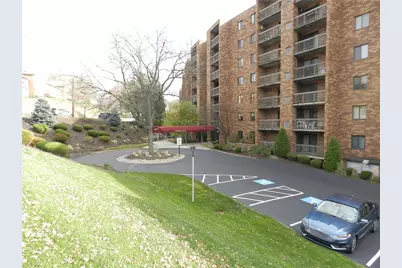 1500 Cochran Rd #512, Scott Township, PA 15243 - Photo 39