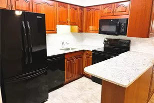 1500 Cochran Rd, Scott Township, PA 15243 - Photo 5