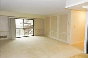 1500 Cochran Rd, Scott Township, PA 15243 - Photo 11