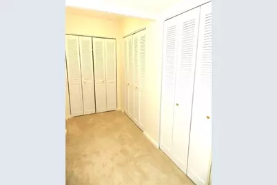 1500 Cochran Rd #512, Scott Township, PA 15243 - Photo 21