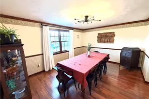 311 Amblewood Cir, Hempfield Township, PA 15601 - Photo 7