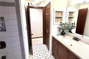 311 Amblewood Cir, Hempfield Township, PA 15601 - Photo 17