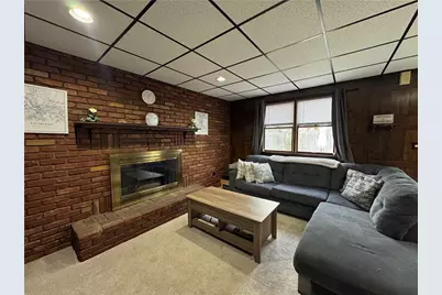 717 N 1st St, Jeannette, PA 15644 - Photo 15