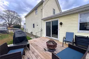 717 N 1st St, Jeannette, PA 15644 - Photo 11