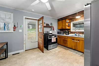 25 Kinder Ave, Fallowfield, PA 15022 - Photo 5