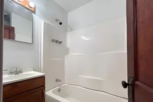 219 Brownsville Rd, Pittsburgh, PA 15210 - Photo 15