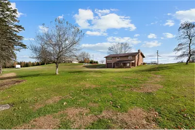 107 Silverview Dr, Buffalo Township, PA 16055 - Photo 3