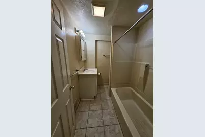 535 3rd St, Pitcairn, PA 15140 - Photo 11