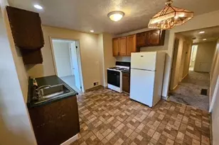 535 3rd St, Pitcairn, PA 15140 - Photo 13