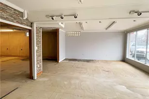 101 McGovern Blvd, Moon/Crescent Twp, PA 15046 - Photo 3