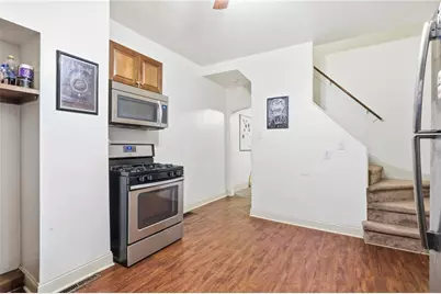 2325 Larkins Way, Pittsburgh, PA 15203 - Photo 9