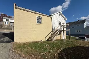 2122 Route 130, Unity Township, PA 15676 - Photo 13