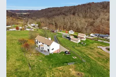 327/329 Sugar Run Road, Waynesburg, PA 15370 - Photo 41