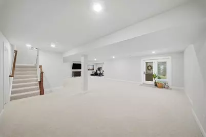 321 Crest Ln, Adams Township, PA 16046 - Photo 37