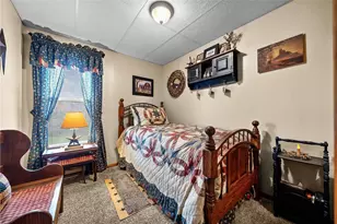 513 E Pine St, Grove City Boro, PA 16127 - Photo 11