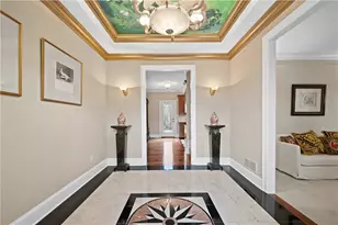 408 Oak Ln, Robinson Twp, PA 15108 - Photo 5