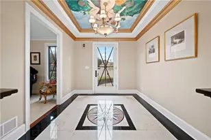 408 Oak Ln, Robinson Twp, PA 15108 - Photo 3