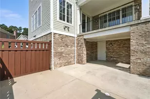 1696 Shelburne Ln, Pittsburgh, PA 15217 - Photo 41