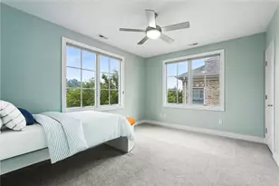 1696 Shelburne Ln, Pittsburgh, PA 15217 - Photo 37