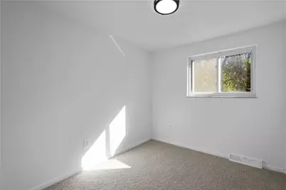 2001 Denning Way, North Versailles, PA 15137 - Photo 17