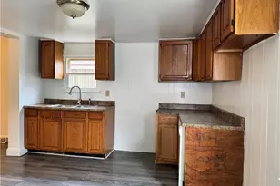 133 Sherman Ave, Vandergrift, PA 15690 - Photo 7