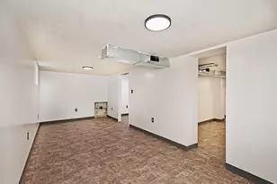 260 Creston Dr, West Mifflin, PA 15122 - Photo 23