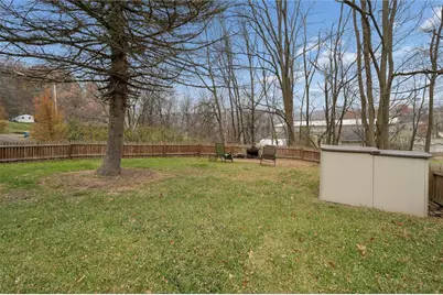 2313 Stratford Ave, Coraopolis, PA 15108 - Photo 25