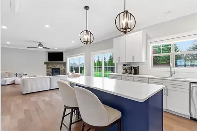 1010 Colony Dr, Collier Township, PA 15205 - Photo 3