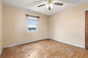 1621 Elderslee Rd, Pittsburgh, PA 15227 - Photo 11