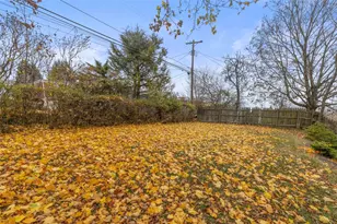 1621 Elderslee Rd, Pittsburgh, PA 15227 - Photo 23