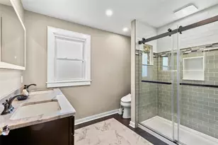 325 Pershing Dr, New Kensington, PA 15068 - Photo 21