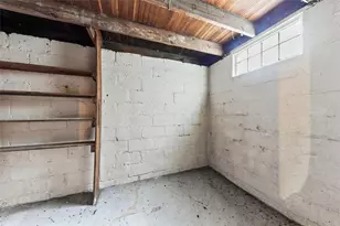 325 Pershing Dr, New Kensington, PA 15068 - Photo 29