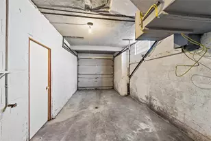 325 Pershing Dr, New Kensington, PA 15068 - Photo 27