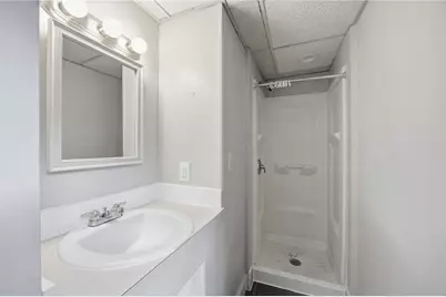 1502 Forsythe St, Marshall Shadeland, PA 15212 - Photo 9