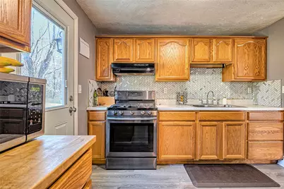 1975 Tara Drive, North Huntingdon, PA 15642 - Photo 9