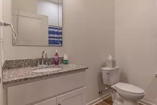 906 Valentina Ln, Lower Burrell, PA 15068 - Photo 13