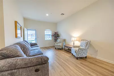 906 Valentina Ln #65, Lower Burrell, PA 15068 - Photo 3