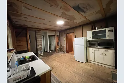 1007 S S Center Ave, Somerset Township, PA 15501 - Photo 15