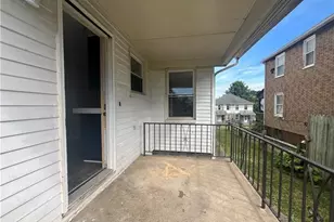 520 Farnsworth, Clairton, PA 15025 - Photo 9