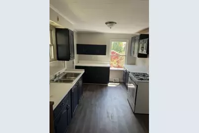 520 Farnsworth, Clairton, PA 15025 - Photo 3