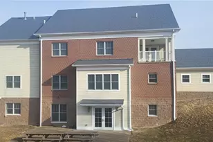 221 Felician Dr, Moon/Crescent Twp, PA 15108 - Photo 5