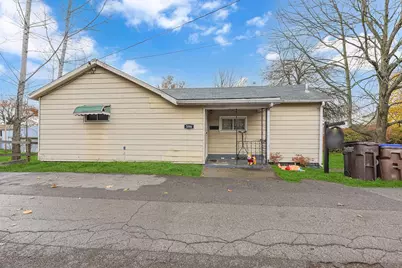 396 Oak Way, Sharon, PA 16146 - Photo 1