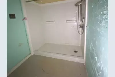 1660 Mercer Rd, Ellwood City, PA 16117 - Photo 9