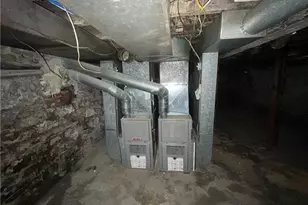 2208 Woodstock Ave, Pittsburgh, PA 15218 - Photo 33