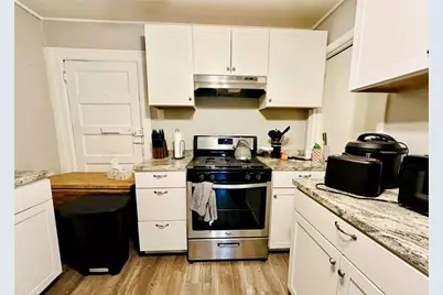 2208 Woodstock Ave, Pittsburgh, PA 15218 - Photo 15