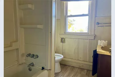 2208 Woodstock Ave, Pittsburgh, PA 15218 - Photo 31