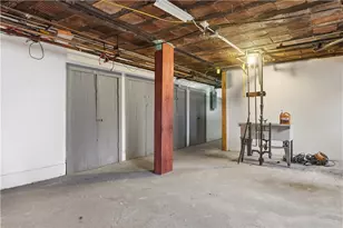 325 W Jefferson St, Butler, PA 16001 - Photo 39