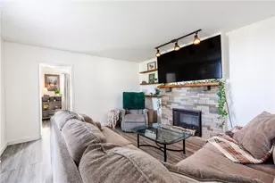 821 Corbin St, West Mifflin, PA 15122 - Photo 5