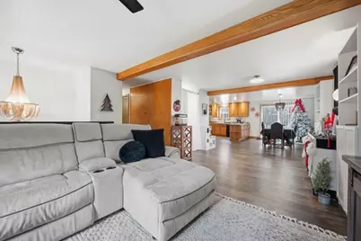 890 Grandview Rd, Ellwood City, PA 16117 - Photo 7